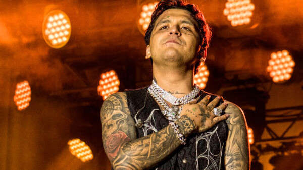 Revelan la fuerte adicción de Christian Nodal