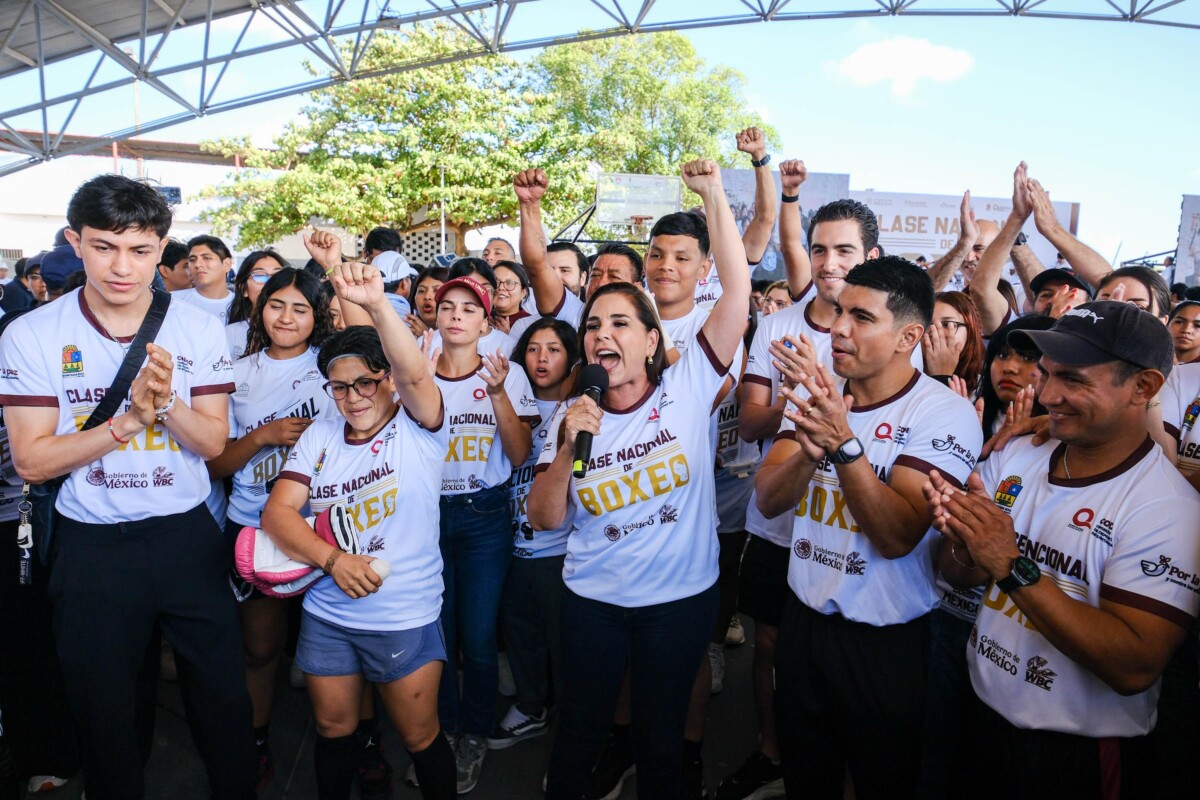 Desde la unidad deportiva “Toro” Valenzuela, niñas, niños, adolescentes, adultos y adultos mayores se sumaron a esta actividad a favor de la paz y contra las adicciones.