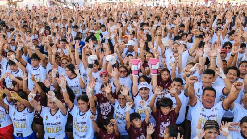 Con más de 8 mil participantes en todo Quintana Roo, Mara Lezama encabezó la Clase Nacional 'Boxeando por la Paz'