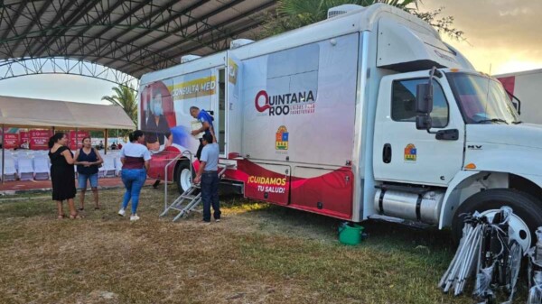 Llegan las caravanas médicas móviles a Bacalar, Lázaro Cárdenas y Felipe Carrillo Puerto: Mara Lezama