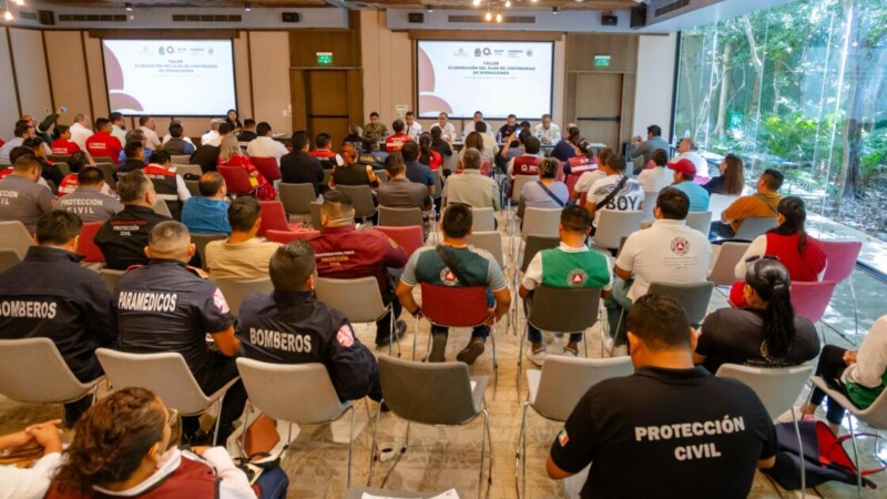 Capacitan en Tulum a Protección Civil y Bomberos de Quintana Roo