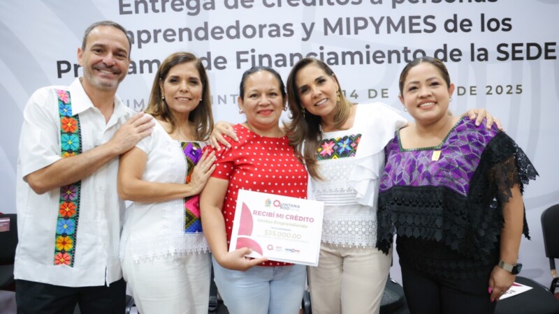 Entrega Mara Lezama 20 créditos para crear nuevos micronegocios y fortalecer existentes