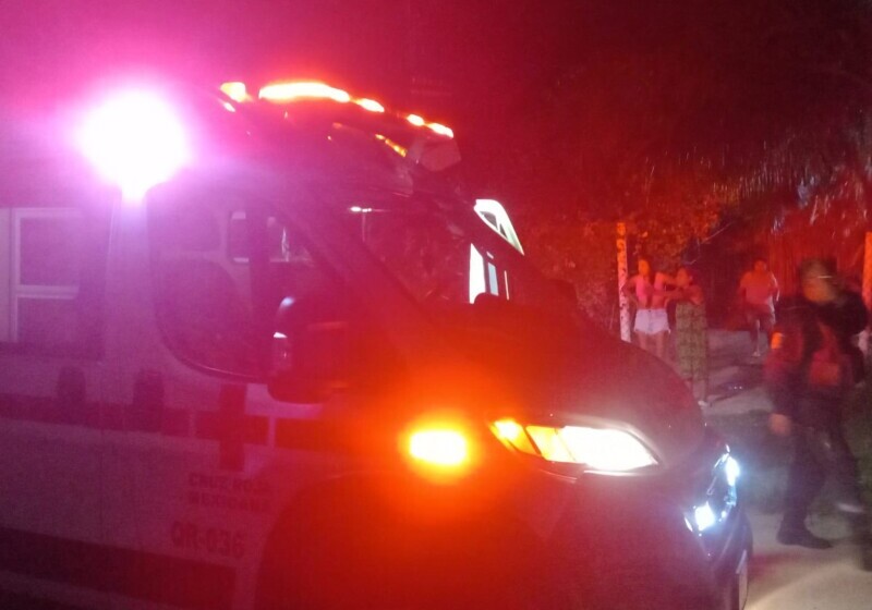 Asesinan a balazos a una mujer en la alcaldía de Calderitas; la víctima caminaba cuando la interceptó un sujeto que bajó de una camioneta.