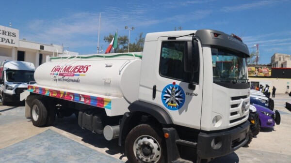 Atenea Gómez refuerza capacidad de respuesta ante emergencias con nueva pipa para Protección Civil