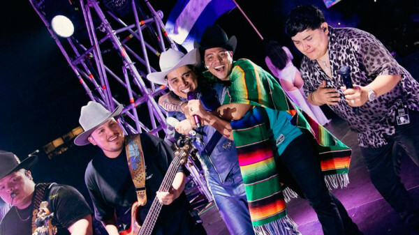 Grupo Firme cancela presentación en California por problemas con visas