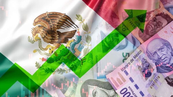 Registran ingresos fiscales el mayor repunte en 10 años