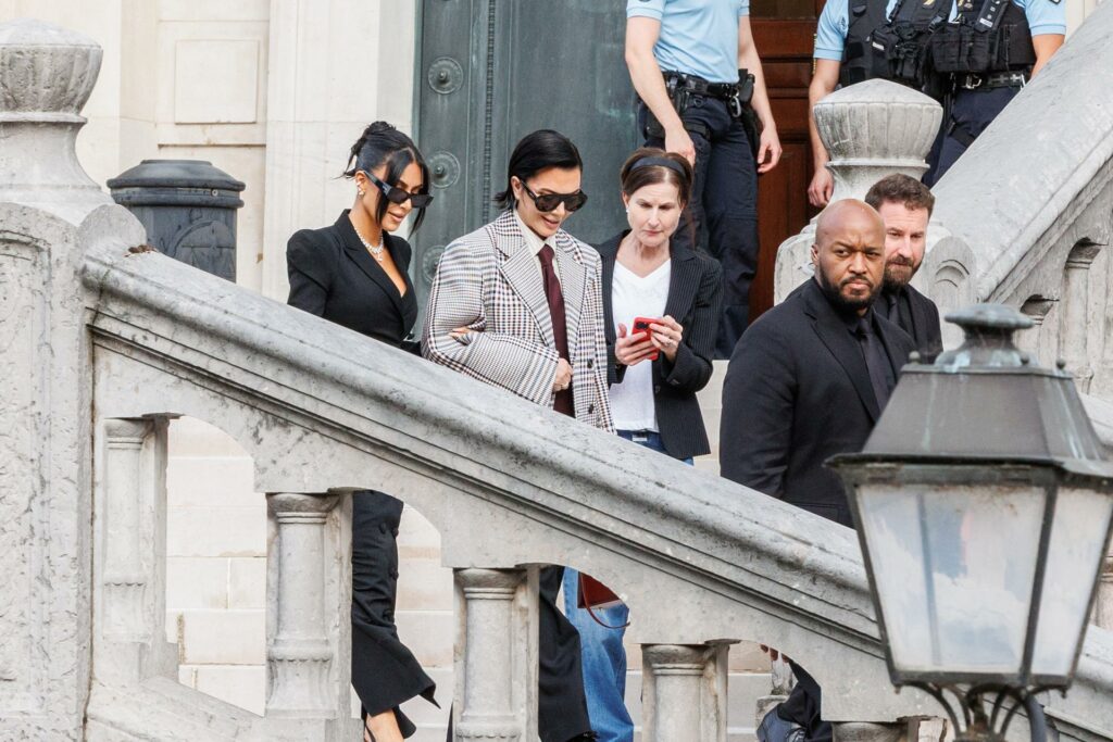 Kim Kardashian testifica en juicio por asalto en París: revive el trauma del robo de 2016