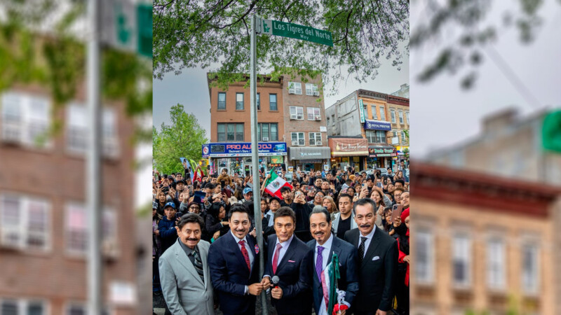Nombran calle en Brooklyn en honor a Los Tigres del Norte