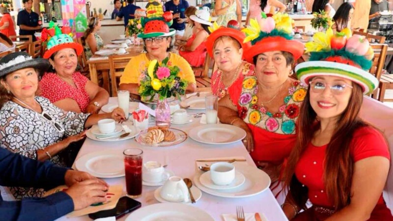 DIF Isla Mujeres celebra con gran éxito el tradicional Desayuno del Sombrero