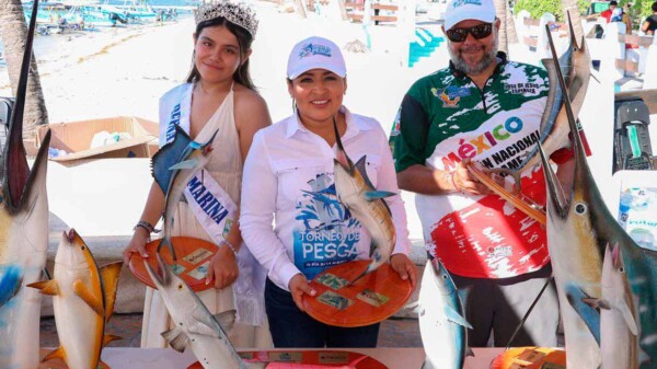 Con gran éxito cierra el torneo de pesca "Día de la Marina" Puerto Morelos 2025