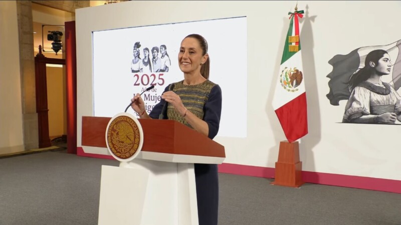 Insta Sheinbaum a que reconozcan el papel de migrantes en EU