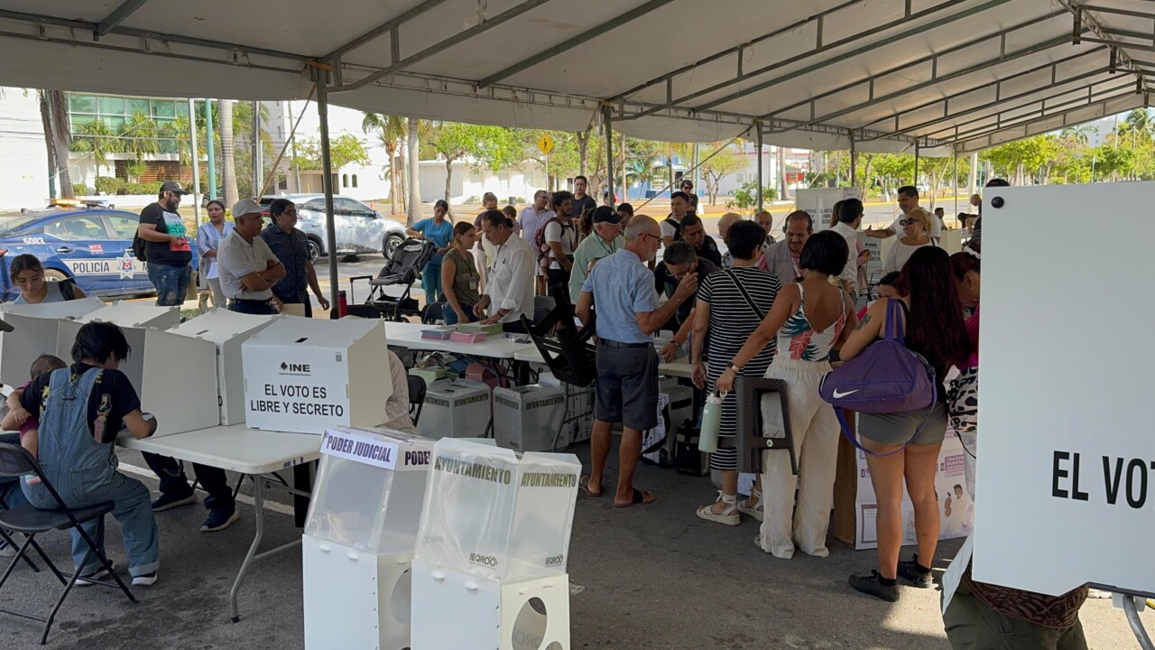 Inicia la jornada electoral en el Poder Judicial en Quintana Roo (VIDEO); sin contratiempos en la casilla especial en la Zona Hotelera de Cancún.