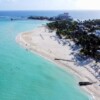 Playas de Isla Mujeres lucen limpias, ordenadas y libres de sargazo