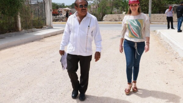 Atenea Gómez constata avances en obras en la colonia La Loma de Ciudad Mujeres