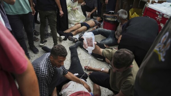 Continua Israel disparando contra palestinos que buscan comida