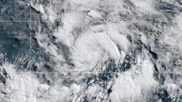 Pide Sheinbaum a ciudadanía monitorear evolución de ‘Erick’