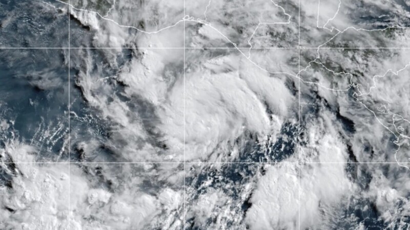 Pide Sheinbaum a ciudadanía monitorear evolución de ‘Erick’