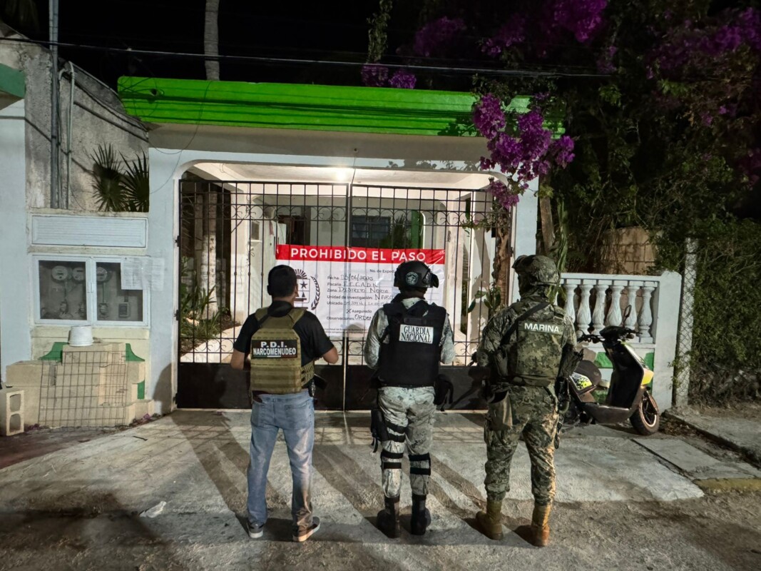 Aseguran drogas y detienen a sujeto por narcomenudeo en Isla Mujeres; elementos de la FGE llevaron a cabo dos órdenes de cateos.