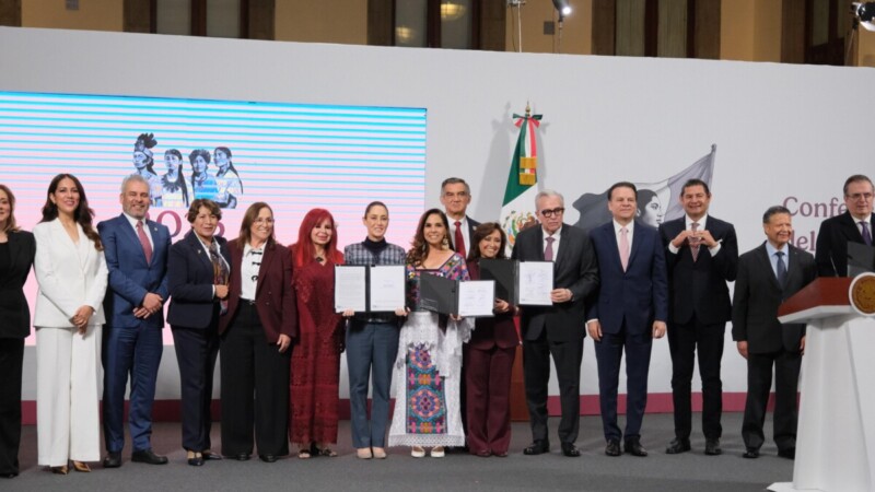 Firma Quintana Roo, el Polo de Desarrollo Económico para el Bienestar; más empleo, inversión y una economía justa para Chetumal