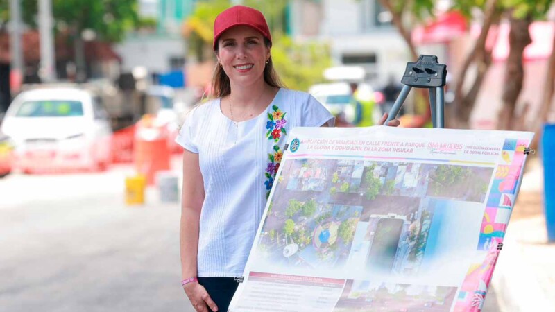 Atenea Gómez Ricalde supervisa avance de obra vial en la calle Candelero de la Colonia Cañotal