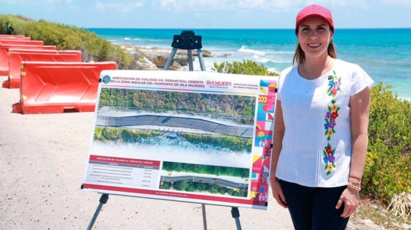 Atenea Gómez Ricalde supervisa avance de obra en la vialidad alterna de la Carretera Perimetral del Mar Caribe