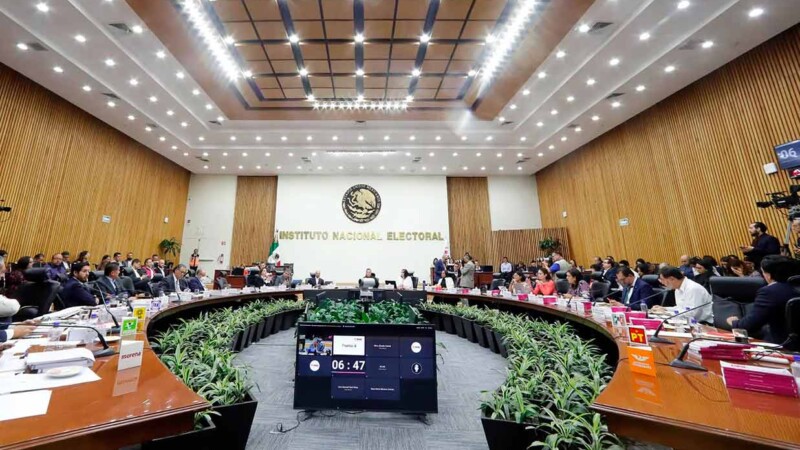 INE declara inelegibles a 24 magistrados electos