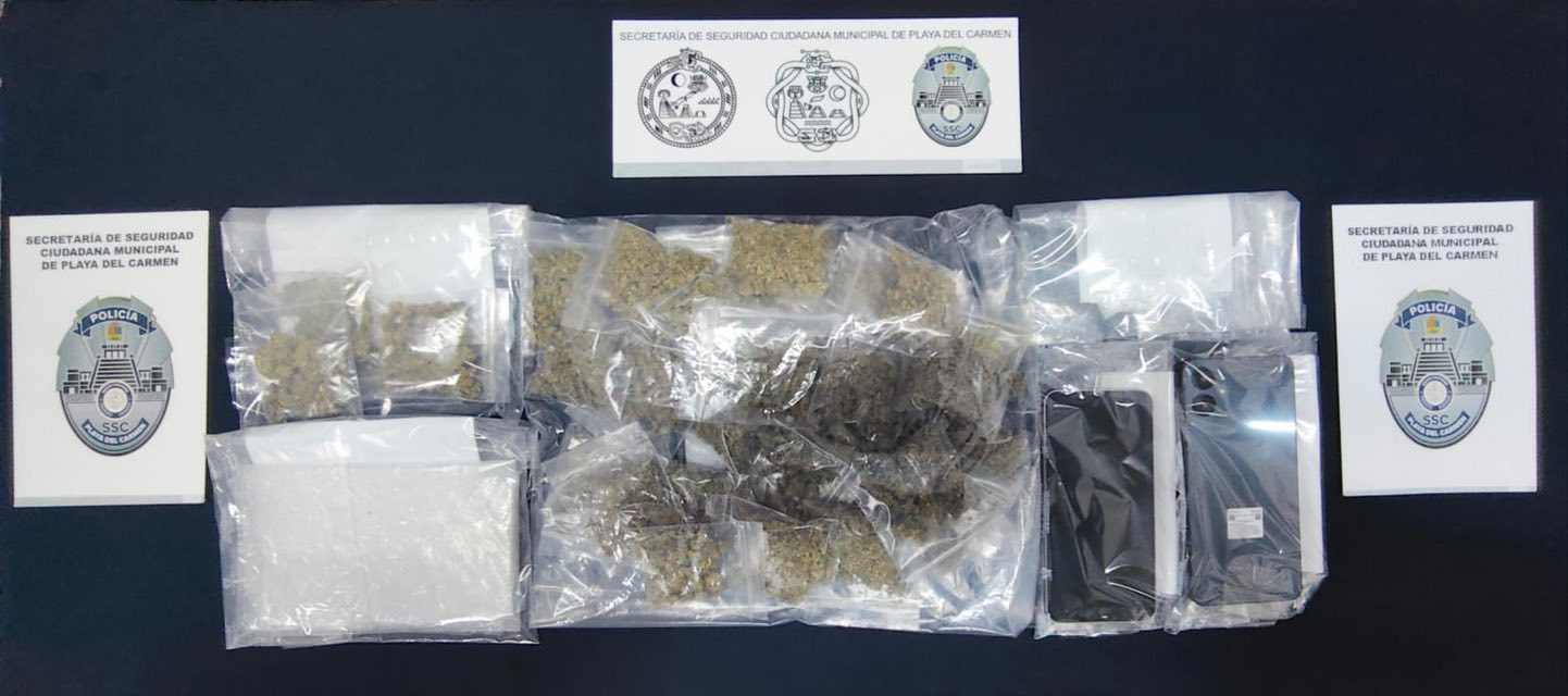 Detienen a pareja con droga en filtro policial en Playa del Carmen; el enervante decomisado a Nubia “N” y Julio “N”, por policías municipales.