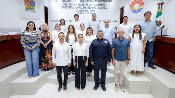 Ana Paty Peralta toma protesta al nuevo secretario municipal de Seguridad Ciudadana y Tránsito