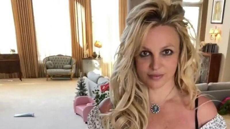 Britney Spears sorprende con misterioso anuncio sobre presunta adopción