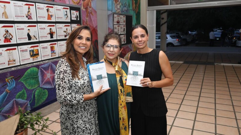 Encabeza Ana Paty Peralta y Mara Lezama presentación del libro “Antología poética, mujeres de Quintana Roo”