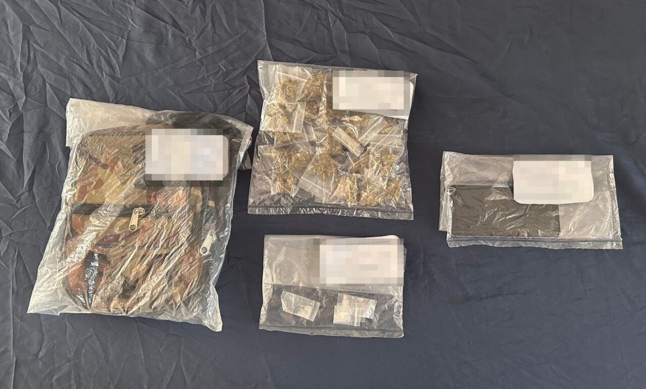 Capturan a presunto narcomenudista en Sm. 255