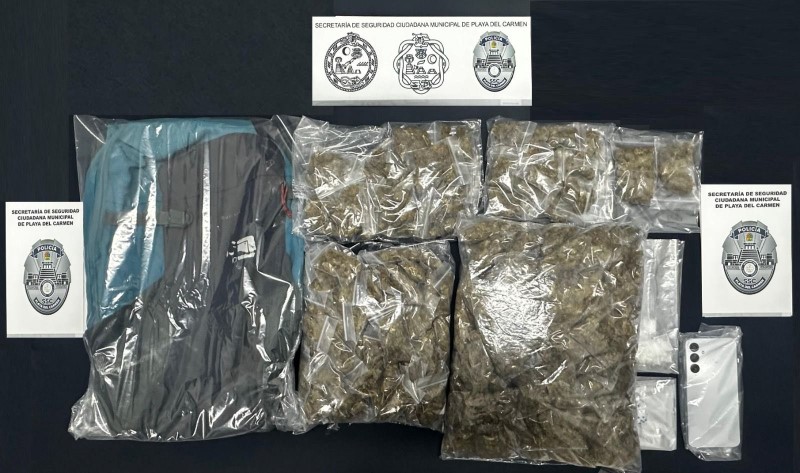 Detienen a presunto narcomenudista en la colonia Ejido de Playa del Carmen; a Leandro “N” le decomisaron envoltorios con marihuana y cristal.