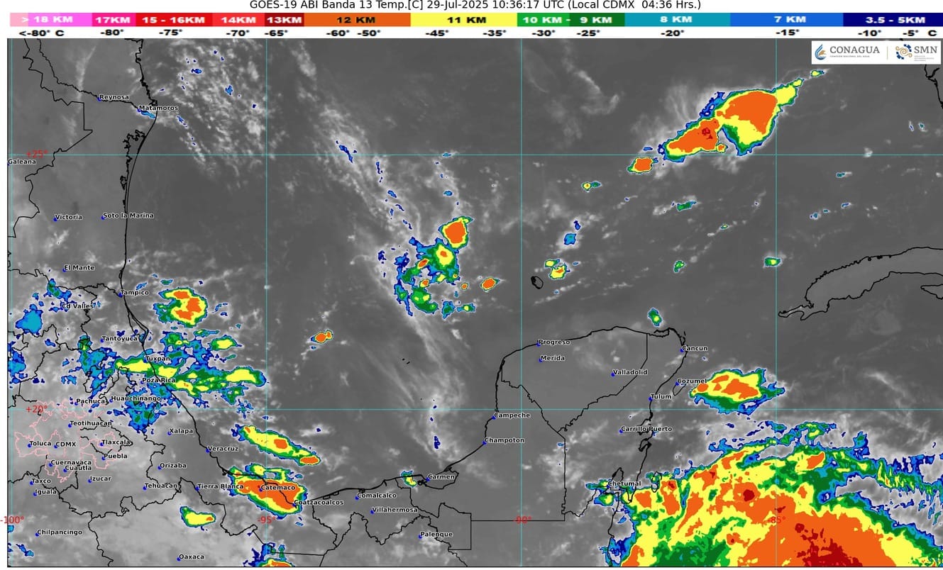 Pronóstico del clima en Quintana Roo para hoy martes 29 de julio 2025; Cielo medio nublado con lluvias fuertes acompañadas con descargas eléctricas en Yucatán, Campeche y Quintana Roo.