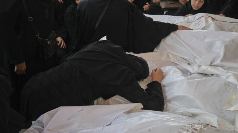 Israel asesina a 63 palestinos, pese a “pausa humanitaria”