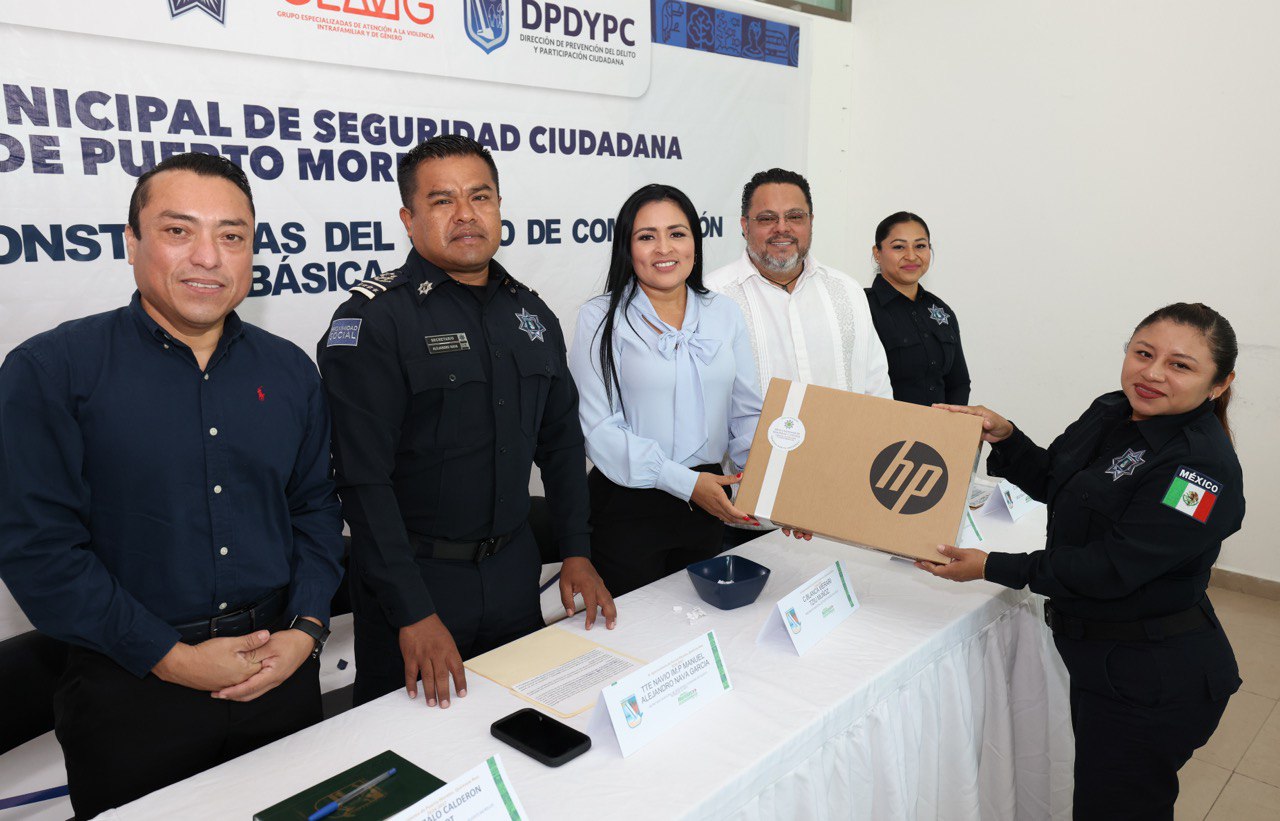 17 elementos de Seguridad Ciudadana de Puerto Morelos concluyeron el curso de Computación Básica en un esfuerzo coordinado entre los tres órdenes de Gobierno y la participación de la representación de la Mesa Ciudadana de Seguridad y Justicia en el municipio.