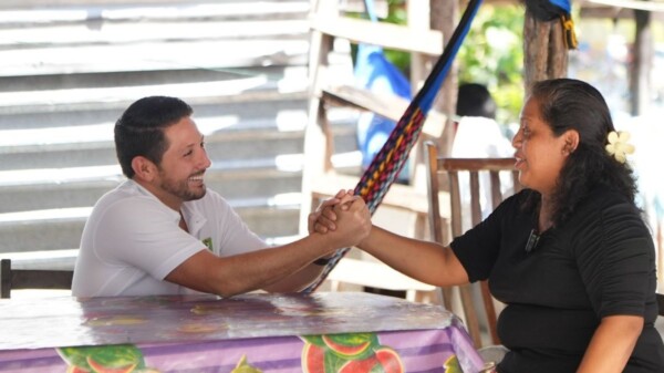 Con trabajo a ras de piso, el Verde se fortalece en Bacalar: Renán Sánchez