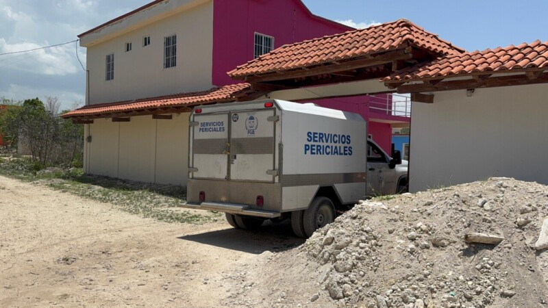 Hallan un cuerpo sin vida en un salón de fiestas en la Zona Continental de Isla Mujeres (VIDEO)
