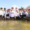 Gobierno de Isla Mujeres responde con rapidez y con la solidaria participación de la comunidad isleña ante recale atípico de sargazo