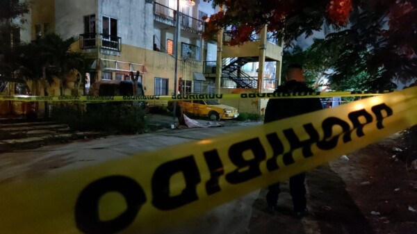 Linchan vecinos de Urbi Villas del Rey a un presunto ladrón