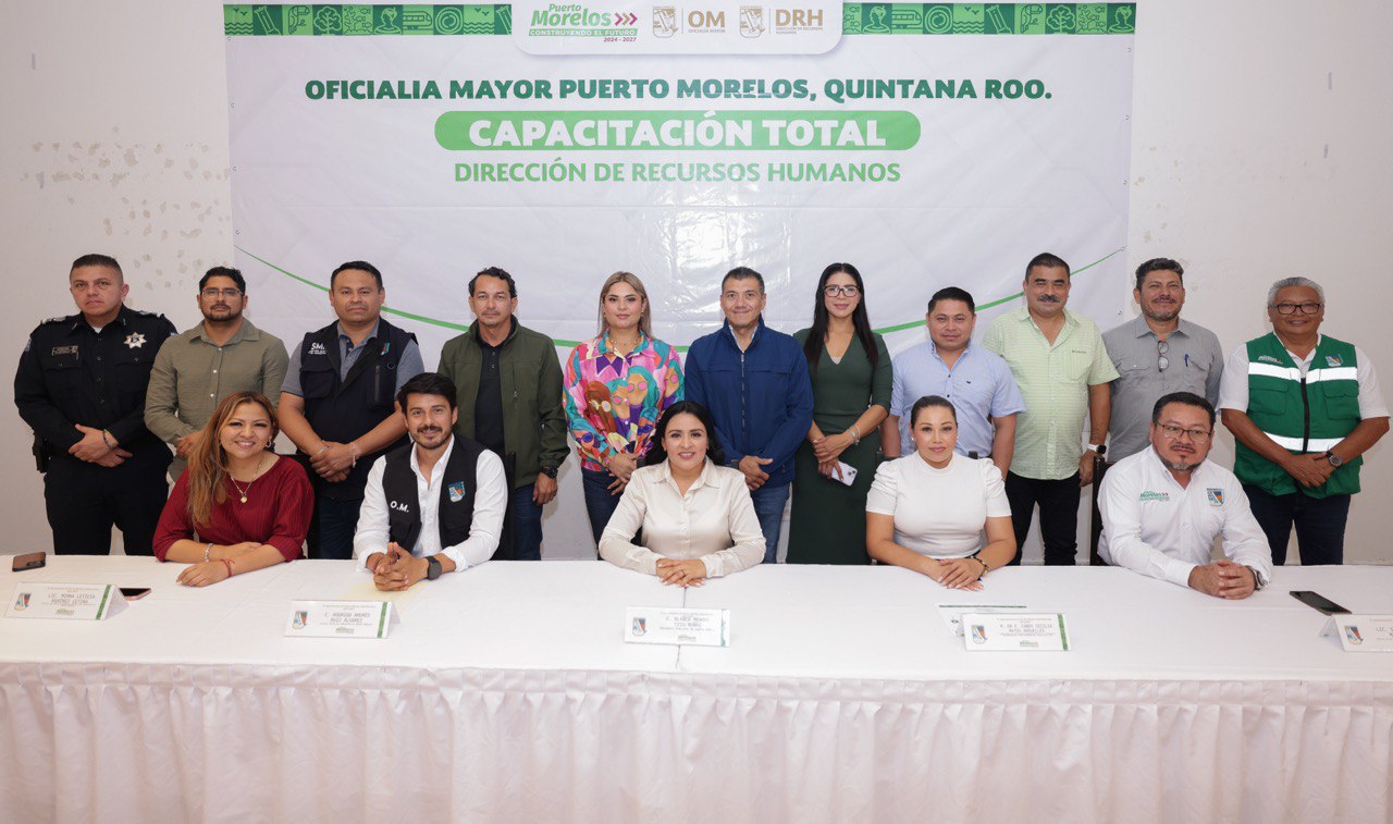 La presidenta municipal inauguró el Curso de Capacitación para la Elaboración y/o Actualización de Manuales de Procedimiento de las áreas que componen el gobierno municipal con el apoyo de la Secretaría Anticorrupción y Buen Gobierno de Quintana Roo.
