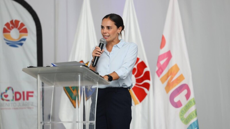 Cancún refuerza lucha contra la trata de personas, Ana Paty Peralta entrega Distintivo 'Corazón Azul' al Hotel Sandos