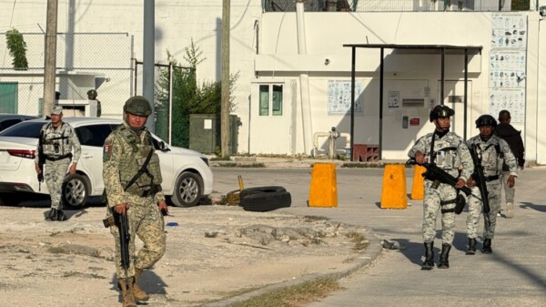 Realizan operativo sorpresa en el Cereso de Cancún