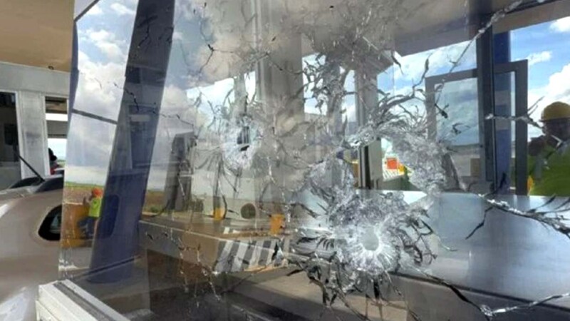 Violento asalto a caseta de peaje en Navolato desata enfrentamiento con Guardia Nacional