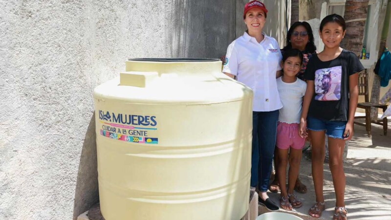 Atenea Gómez Ricalde constata resultados del Programa “Agua para Ti’” en Zona Continental