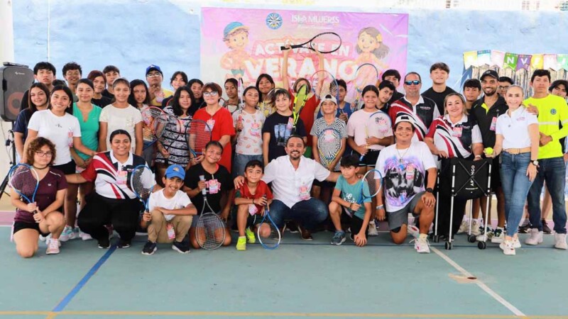 Arrancan en Isla Mujeres los cursos “Actívate en Verano 2025” y “Baaxlo’ob Paalalo’ob” para niñas, niños y jóvenes