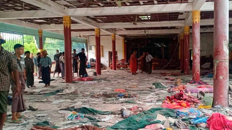 Bombardeo aéreo deja al menos 23 muertos en monasterio budista de Myanmar