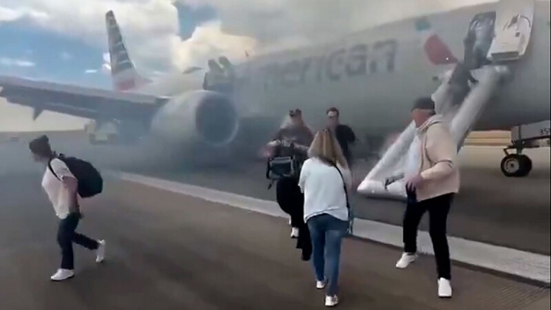 Incendio desata el terror en avión de pasajeros en Estados Unidos