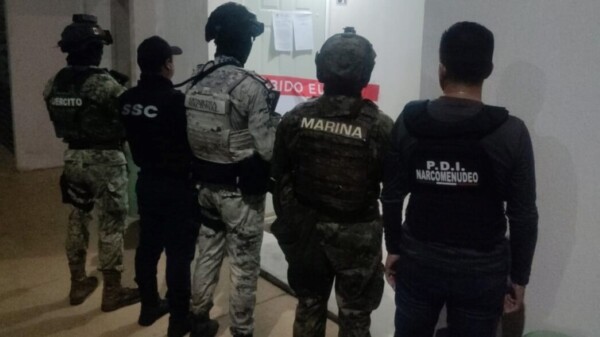 Aseguran autoridades estupefacientes en cateos realizados en Cancún