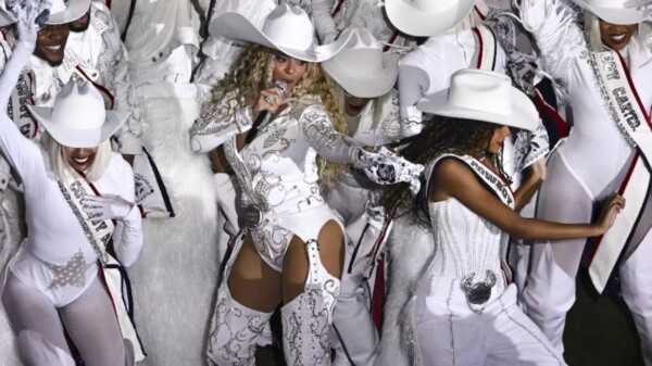 Beyoncé gana su primer Emmy por “Beyoncé Bowl”