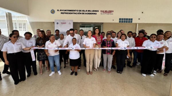 Atenea Gómez inaugura oficinas de la Representación de Gobierno en Zona Continental